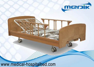 Zwei manuelle reizbare Pflegeheim-Bett-festes Holz-Struktur-Aluminiumlegierungs-Seitenschiene