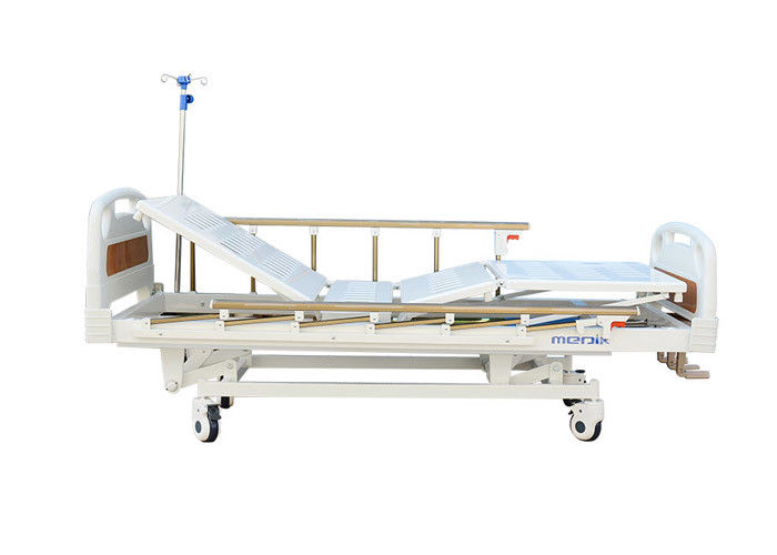 Bewegliches manuelles Krankenhaus-Bett für allgemeinen Bezirk, Aluminiumlegierungs-Seitenschienen