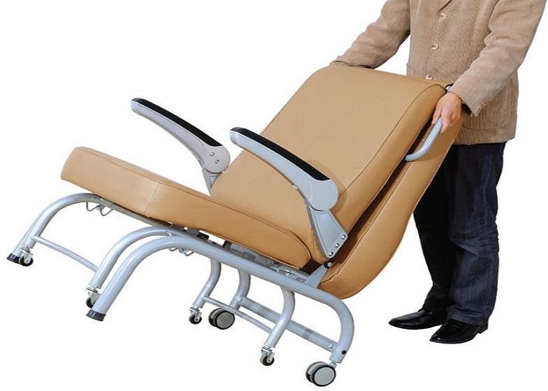 Medizinischer stützender Lagerschwellen-Stuhl/Geri-Stuhl-Rollstuhl für Sorgfalt-Person