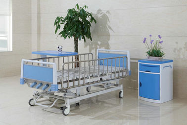 Faltbares manuelles pädiatrisches Bett, 5 Funktions-Klinik-Krankenpflege-Bett
